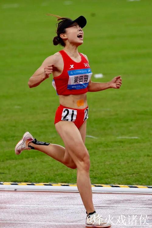 全运会女子5000米决赛 河南选手梁田田夺冠